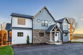 NEW! Luxury Lakefront Lodge 6 - Over 30 FREE amenities!!!